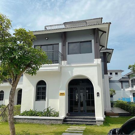 Chuoi Villa 3 Phong Ngu Sonasea Van Don - Day Du Tien Nghi - San Vuon Bbq - Sat Bai Bien Cai Rong Экстерьер фото